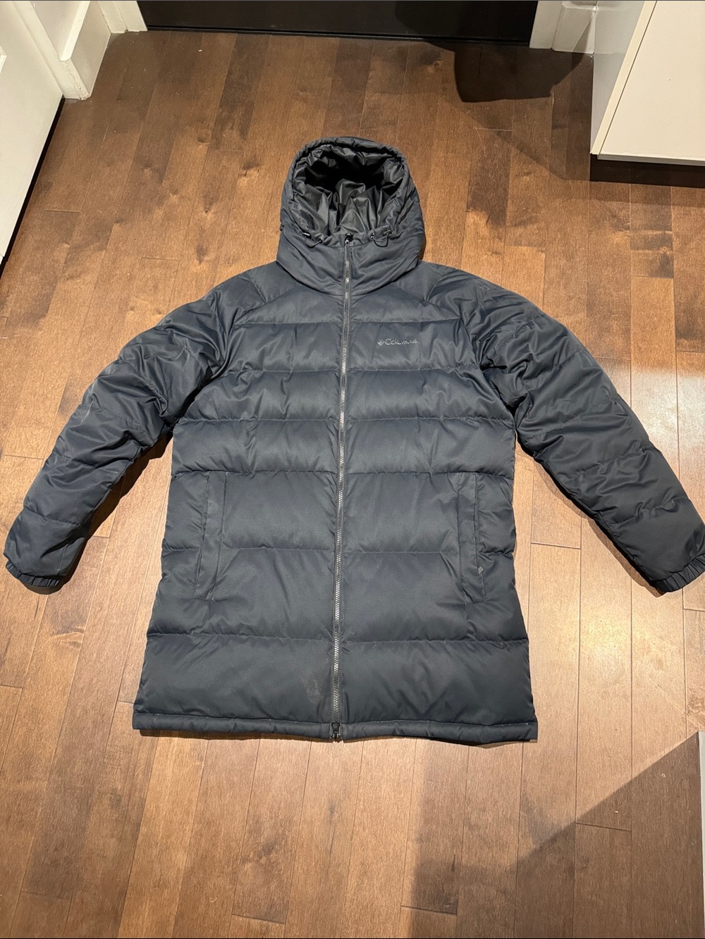 Columbia 550 Down Men's Black Hooded Puffer Winter Parka